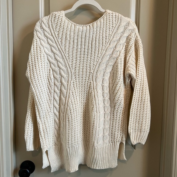 Heartloom Evon Sweater in Ivory - Picture 6 of 7